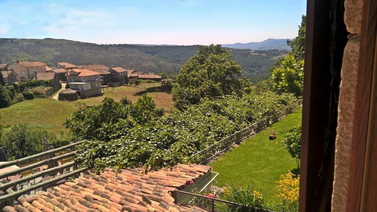 Chale Pouso Da Serra - Casas De Montanha Costilhao Exteriör bild